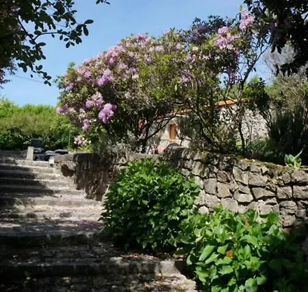 Casa Dos Tres Rapazes *
