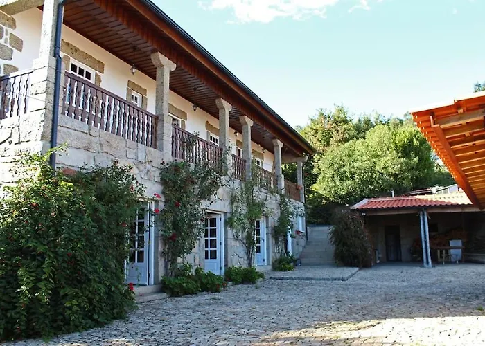 Casa Dos Tres Rapazes *